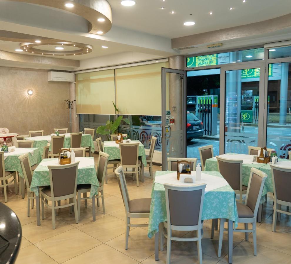 Hotel Salida Prilep Exteriör bild