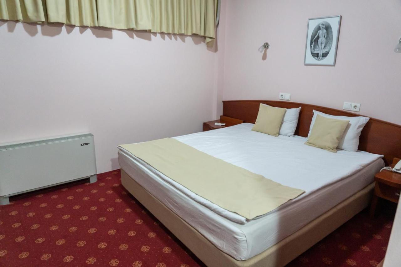 Hotel Salida Prilep Exteriör bild