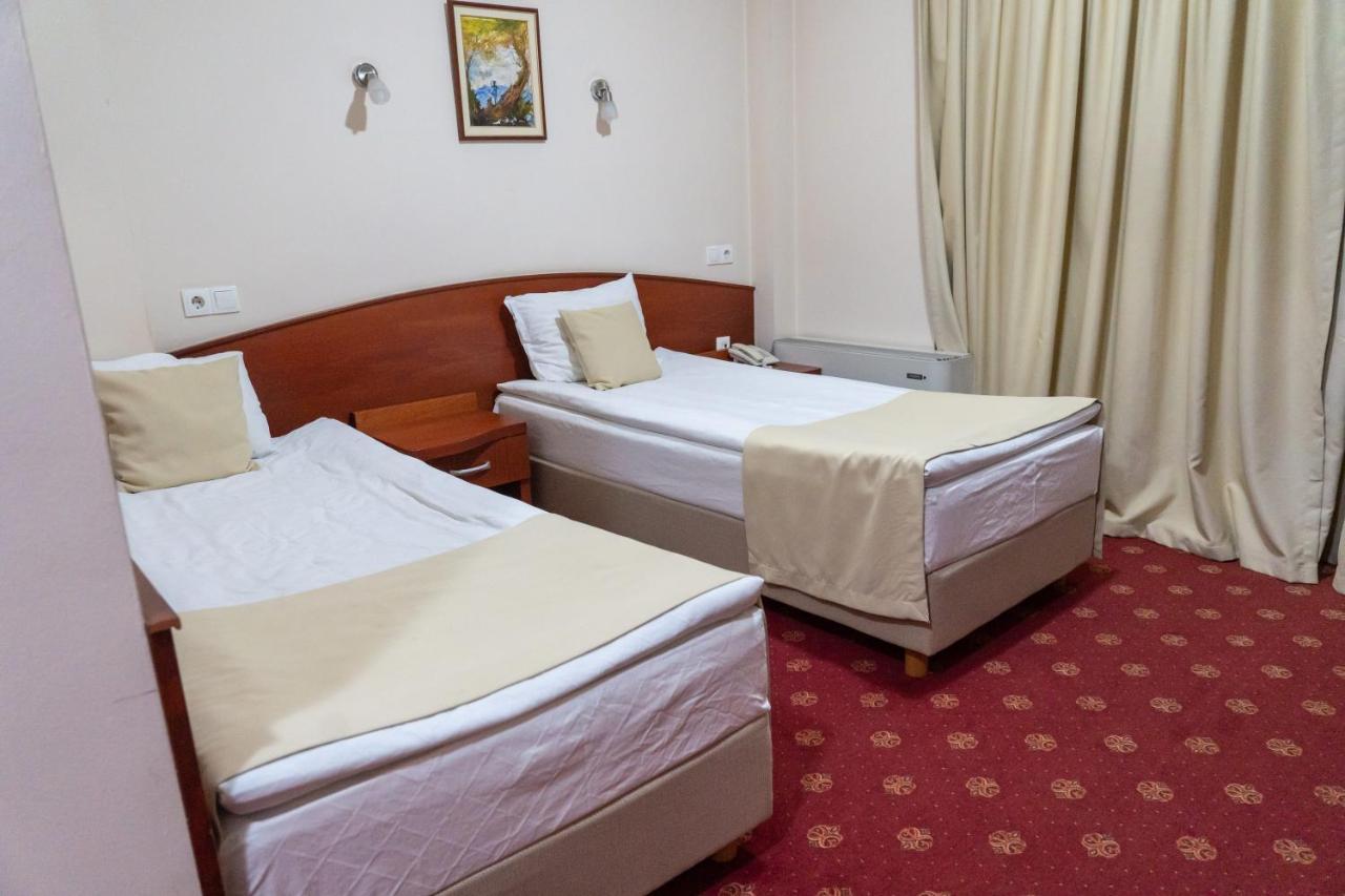 Hotel Salida Prilep Exteriör bild